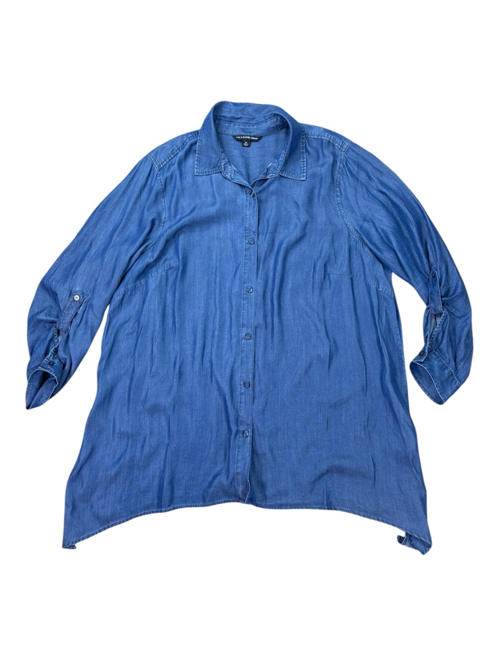 Woman’s Zac & Rachel chambray denim button down shirt size 2X